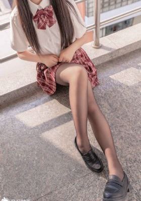 久久久18_全集在线观看